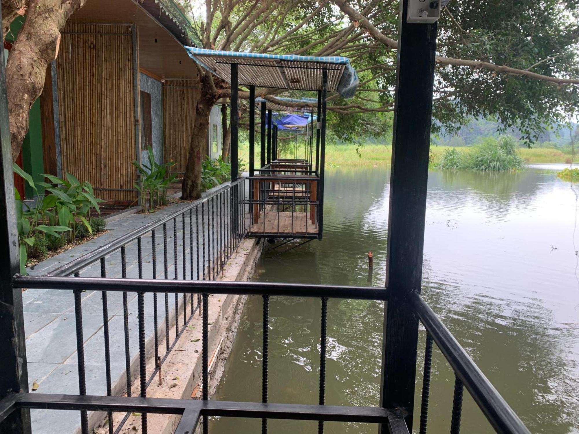 Lake Retreat Νιν Μπιν Εξωτερικό φωτογραφία