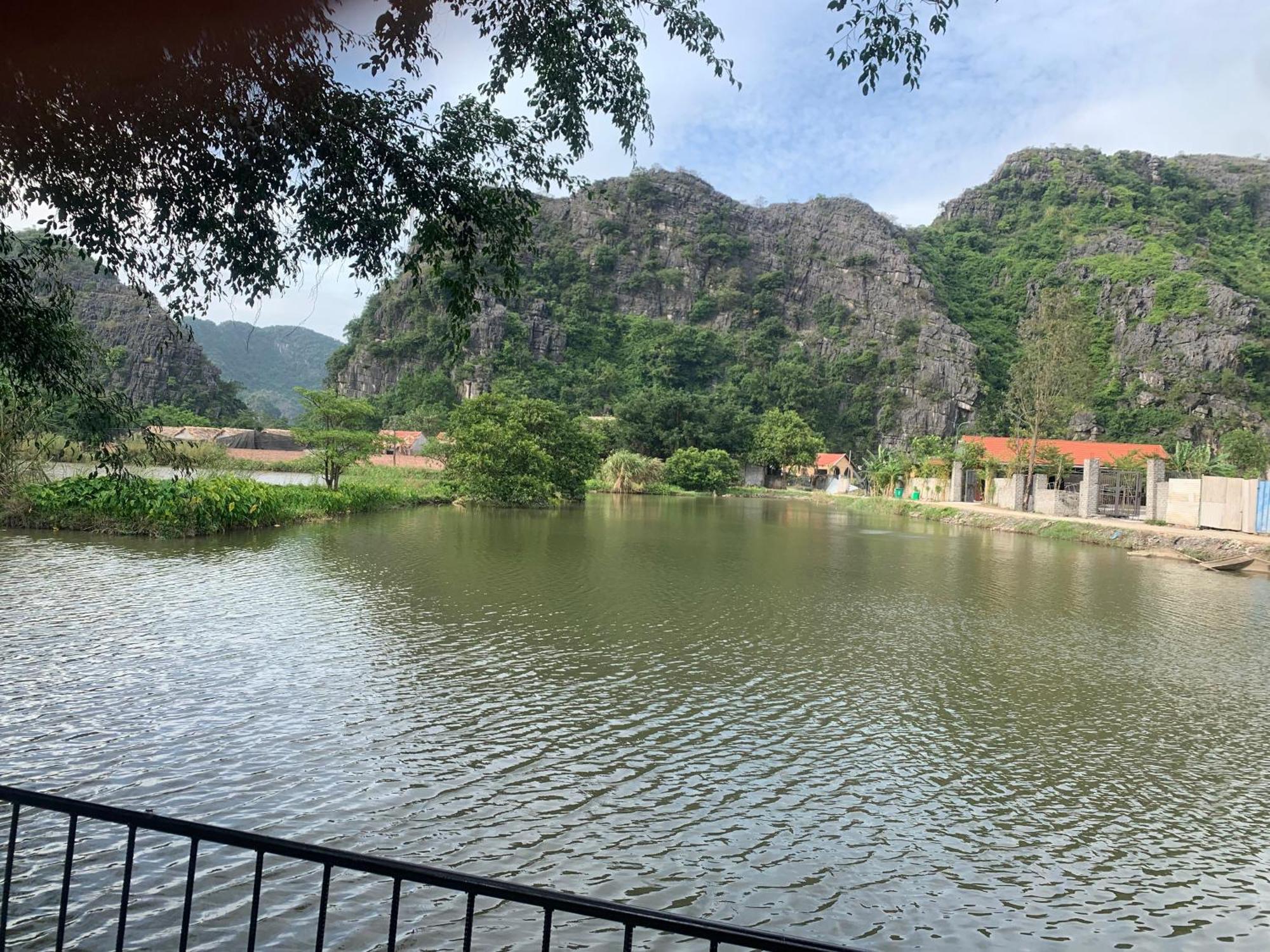 Lake Retreat Νιν Μπιν Εξωτερικό φωτογραφία