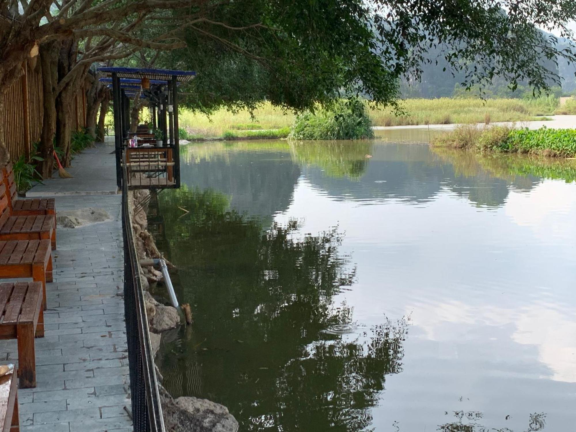 Lake Retreat Νιν Μπιν Εξωτερικό φωτογραφία
