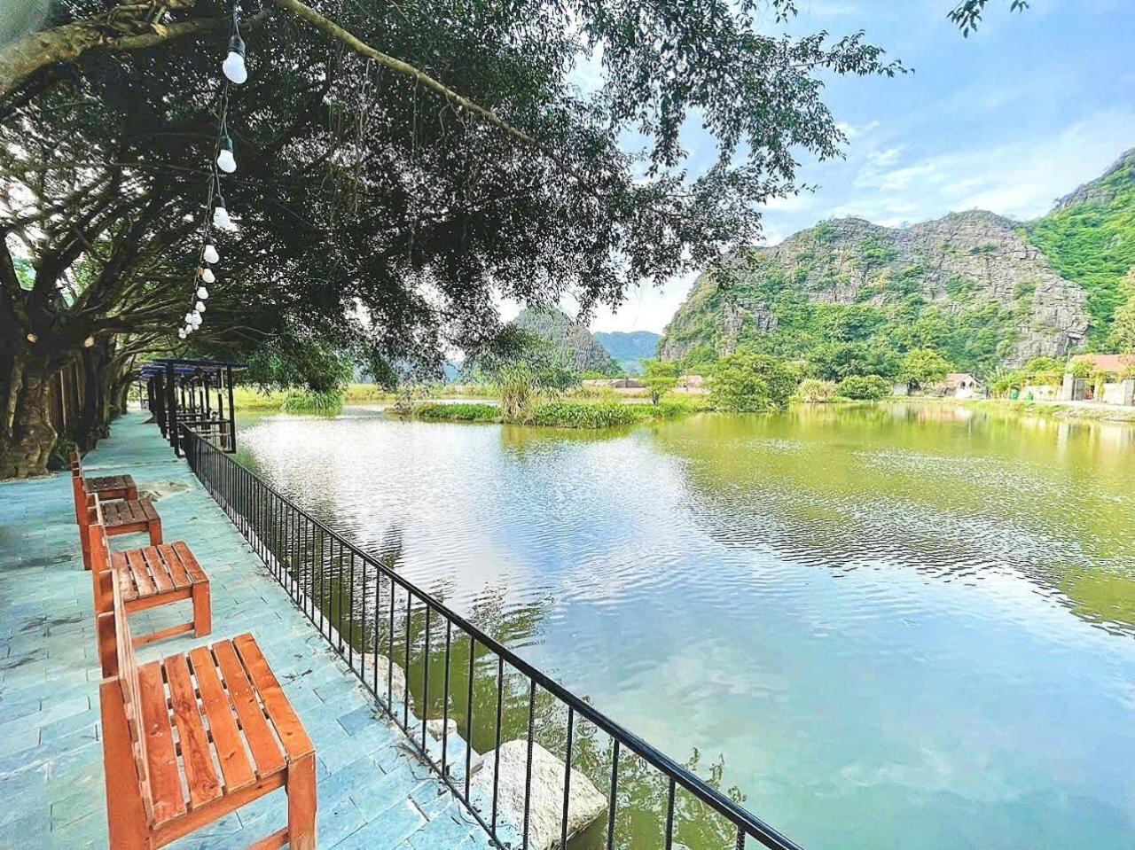 Lake Retreat Νιν Μπιν Εξωτερικό φωτογραφία